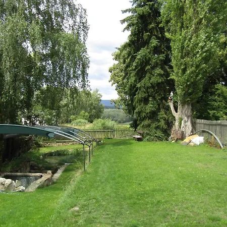 Kranio 乡村民宿 卡罗维发利