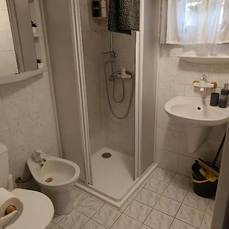 Kranio * 卡罗维发利