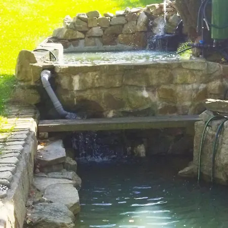 Kranio 乡村民宿 卡罗维发利